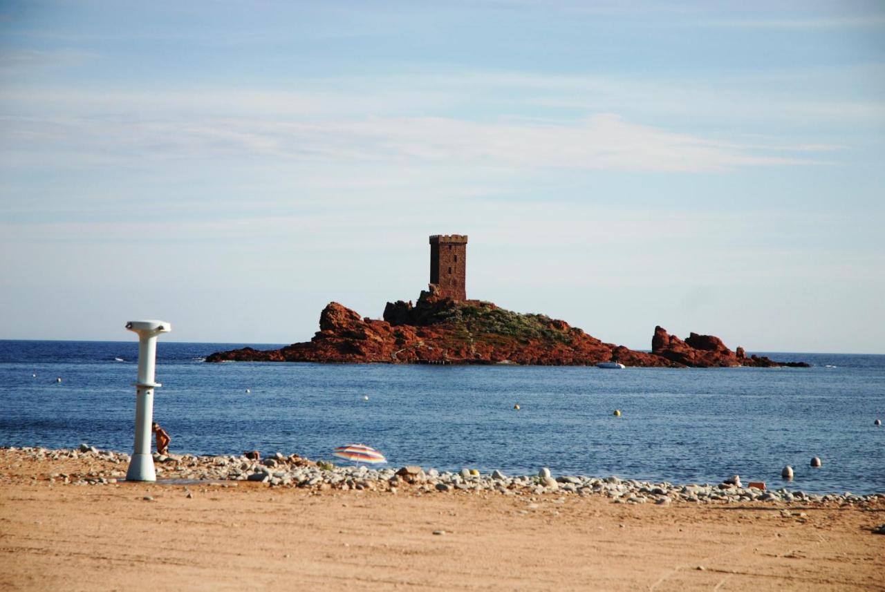 Agay Cap Esterel Village Allee Fleurs - F2 Clim Vue Golf Et Mer - Grande Terrasse Plein Sud Saint-Raphaël Eksteriør bilde