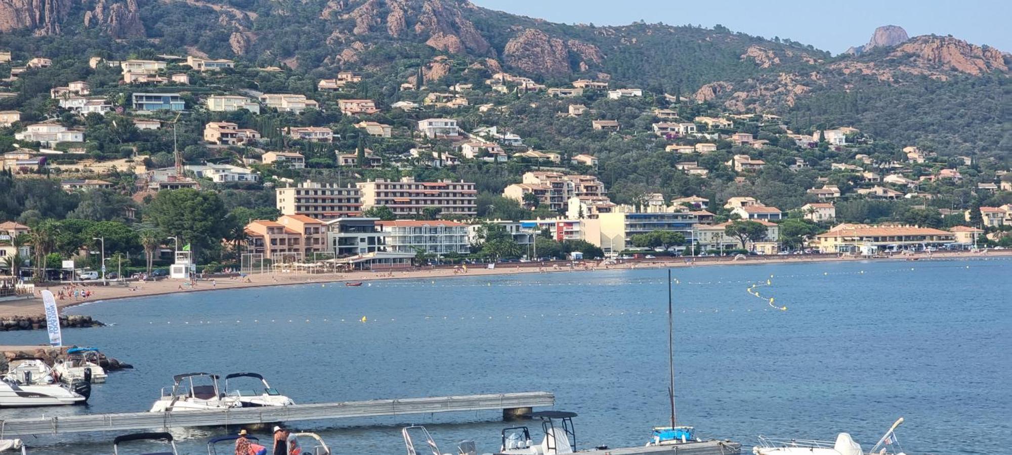 Agay Cap Esterel Village Allee Fleurs - F2 Clim Vue Golf Et Mer - Grande Terrasse Plein Sud Saint-Raphaël Eksteriør bilde