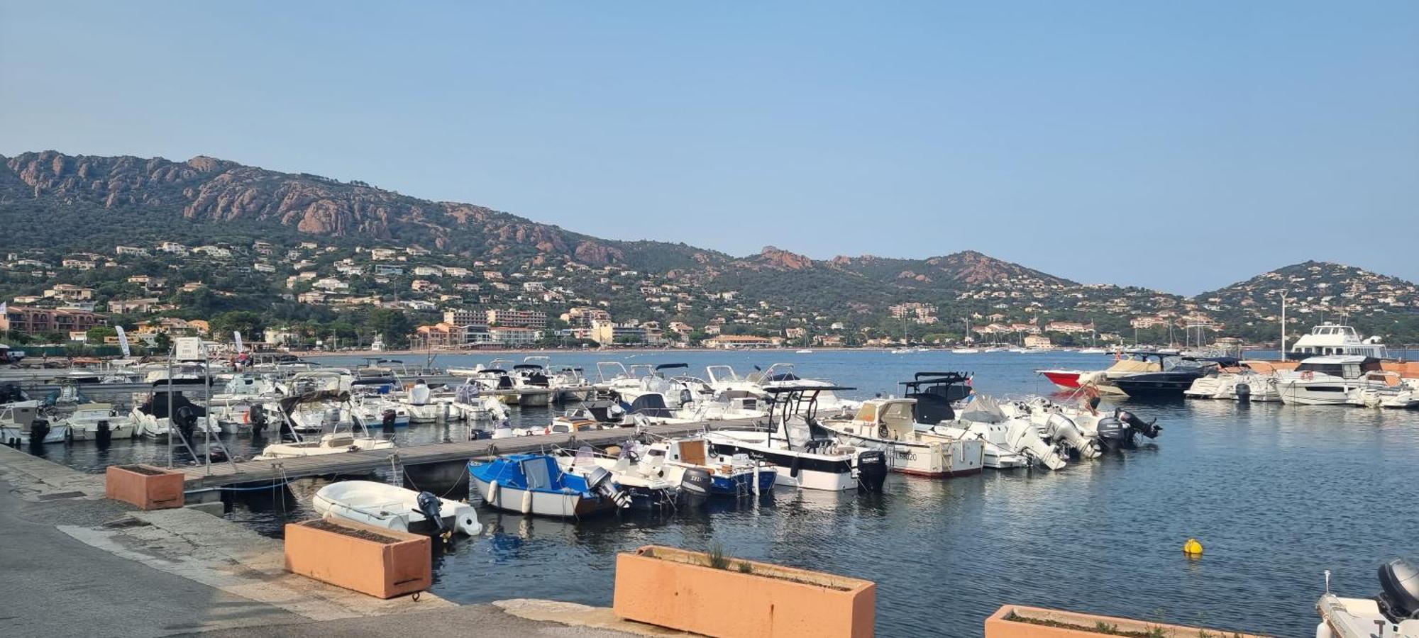 Agay Cap Esterel Village Allee Fleurs - F2 Clim Vue Golf Et Mer - Grande Terrasse Plein Sud Saint-Raphaël Eksteriør bilde