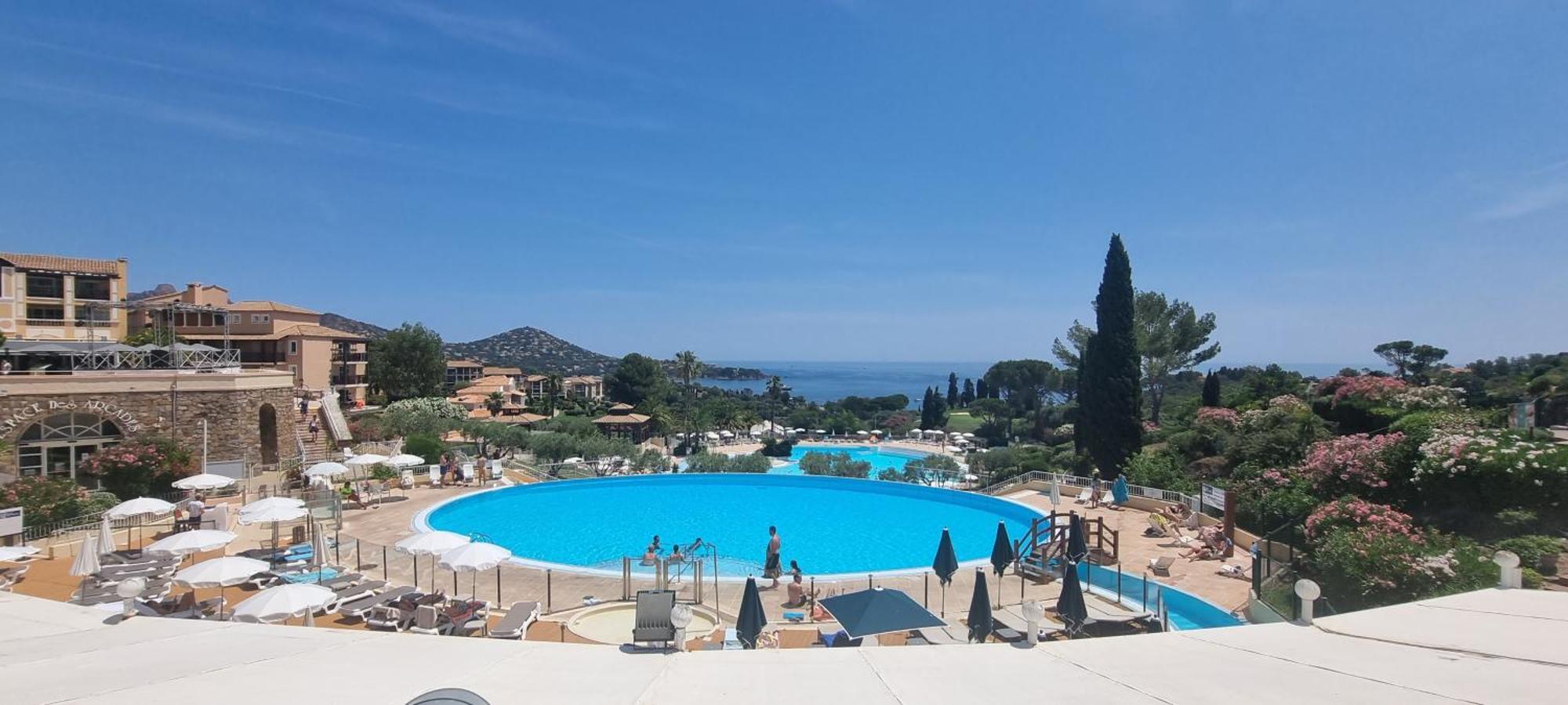 Agay Cap Esterel Village Allee Fleurs - F2 Clim Vue Golf Et Mer - Grande Terrasse Plein Sud Saint-Raphaël Eksteriør bilde