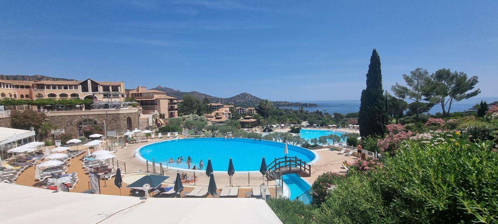 Agay Cap Esterel Village Allee Fleurs - F2 Clim Vue Golf Et Mer - Grande Terrasse Plein Sud Saint-Raphaël Eksteriør bilde
