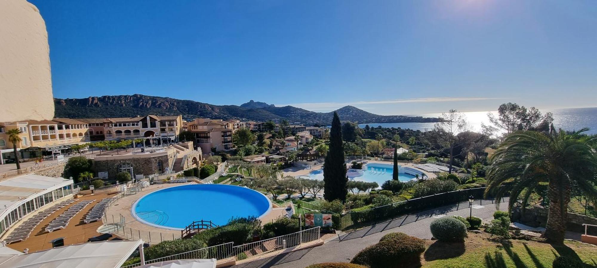 Agay Cap Esterel Village Allee Fleurs - F2 Clim Vue Golf Et Mer - Grande Terrasse Plein Sud Saint-Raphaël Eksteriør bilde