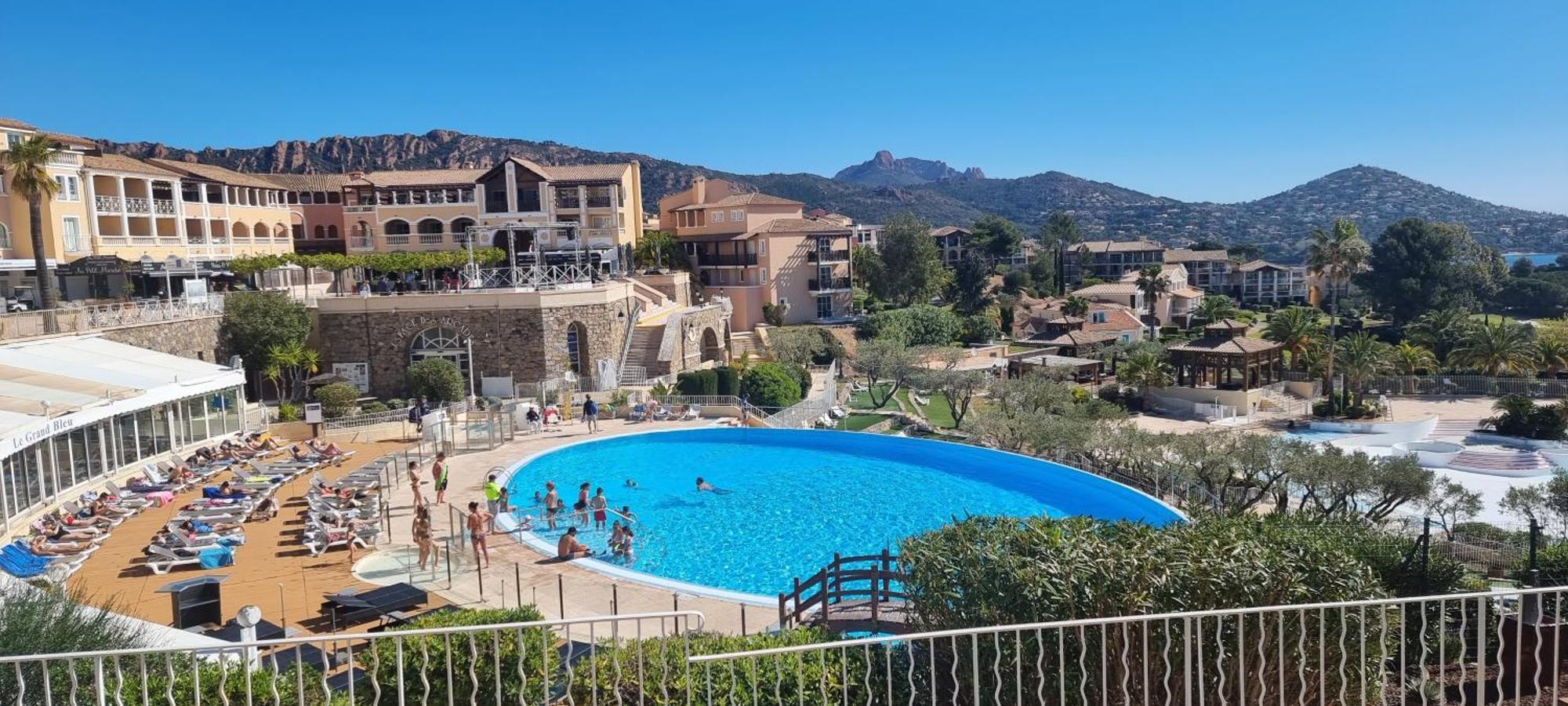 Agay Cap Esterel Village Allee Fleurs - F2 Clim Vue Golf Et Mer - Grande Terrasse Plein Sud Saint-Raphaël Eksteriør bilde